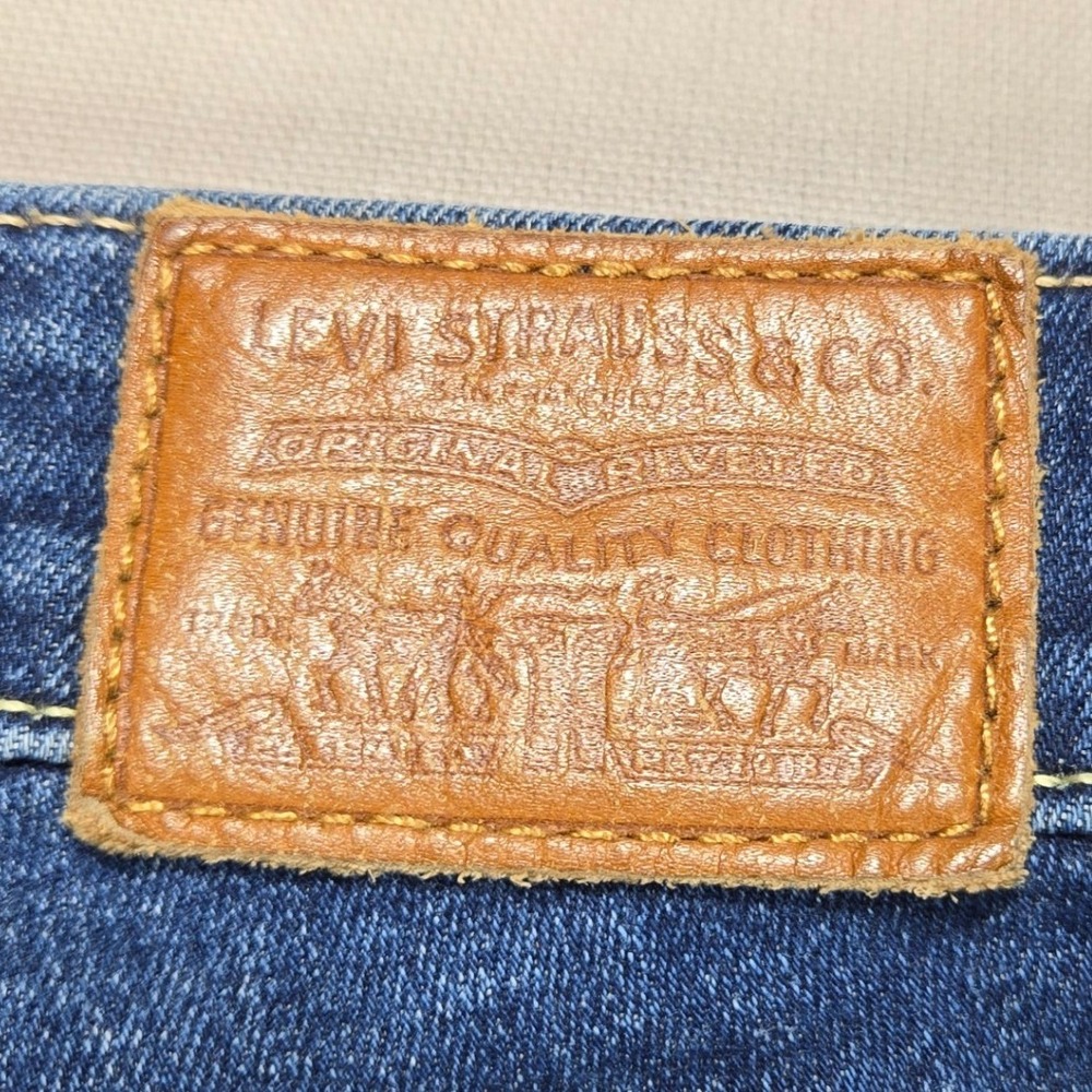 Levi's 721 Big E‎ High Rise Skinny Distressed Dark Wash Blue Womens Size 24x30 - Picture 3 of 16